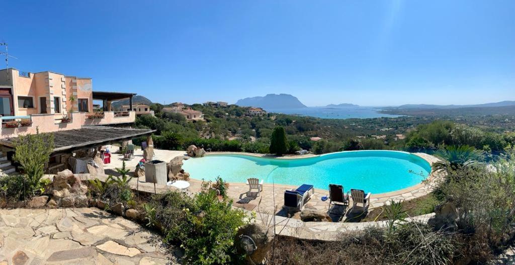 Porto Istana Villa And Pool Tavolara View מראה חיצוני תמונה